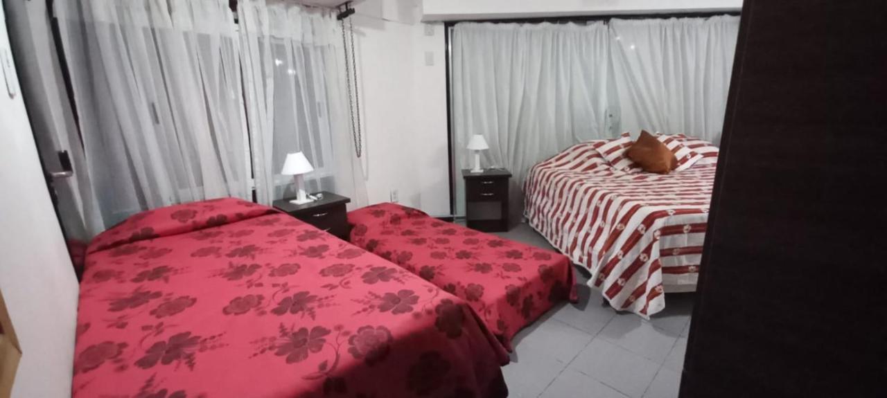 Apartamentos Willy - En Zona Residencial Con Estacionamiento Mendoza Eksteriør bilde