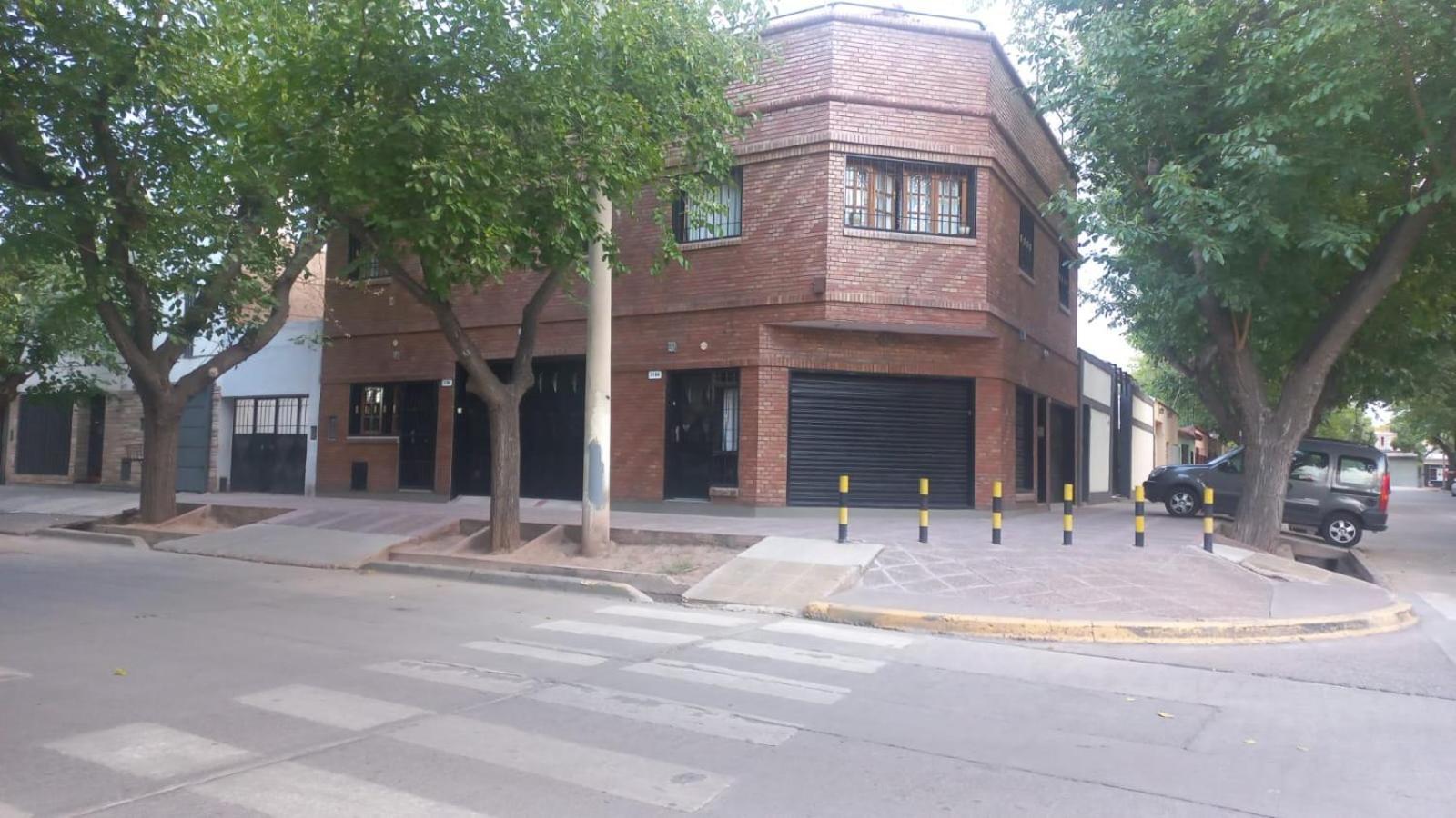 Apartamentos Willy - En Zona Residencial Con Estacionamiento Mendoza Eksteriør bilde